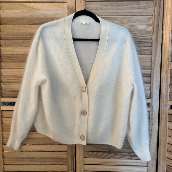 Lilysilk Hestia %100 cashmere Cardigan in cream size S - Picture 4 of 7